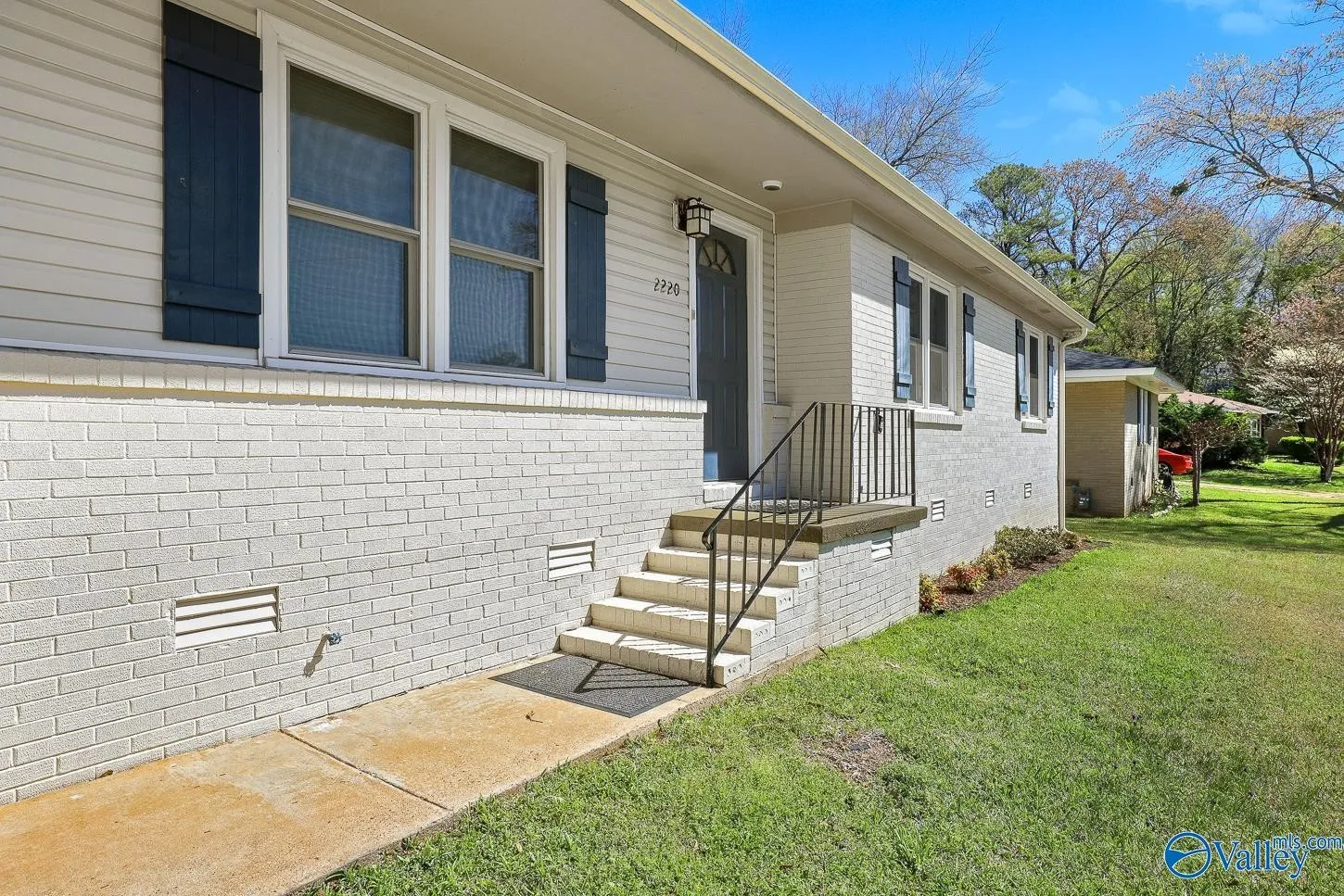Property thumbnail image